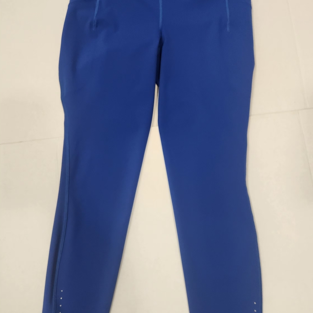Blue  Leggings Lululemon  Size 8  Exelete Condition
